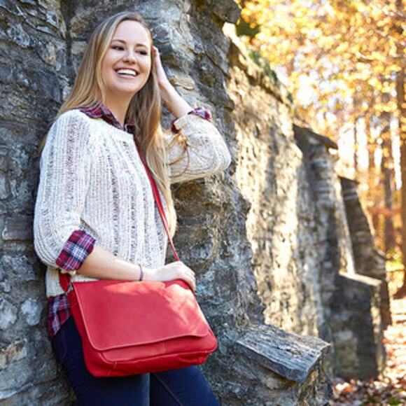 Le Donna Full Flap Over Red Leather Cross Over/ Shoulder Bag - Picture 2 of 16